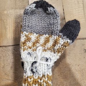 Handmade toddler mittens